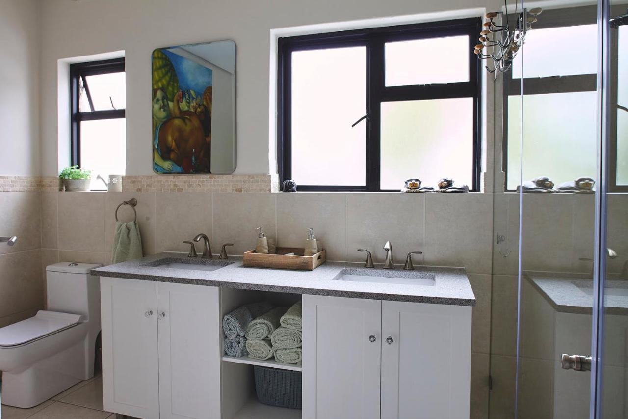 One Above Homestay Cape Town